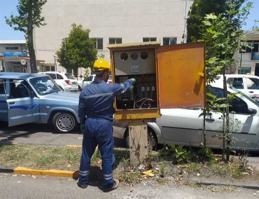 ۲۰۰ دستگاه اجرایی مازندران بی‌برق شدند